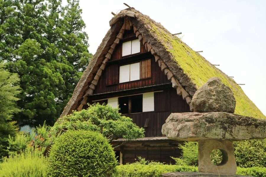 1-Day Tour from Takayama: Unveiling the Charm of Gero Onsen - Onsenji Temple and the story of Gero’s healing water