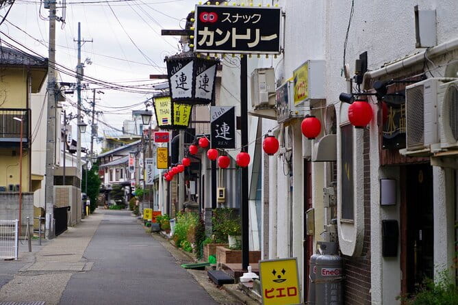 1-Day Winter Tour From Nozawa Onsen: Snow Monkeys, Zenko-ji Temple & Sake - Finishing with Nagano sake