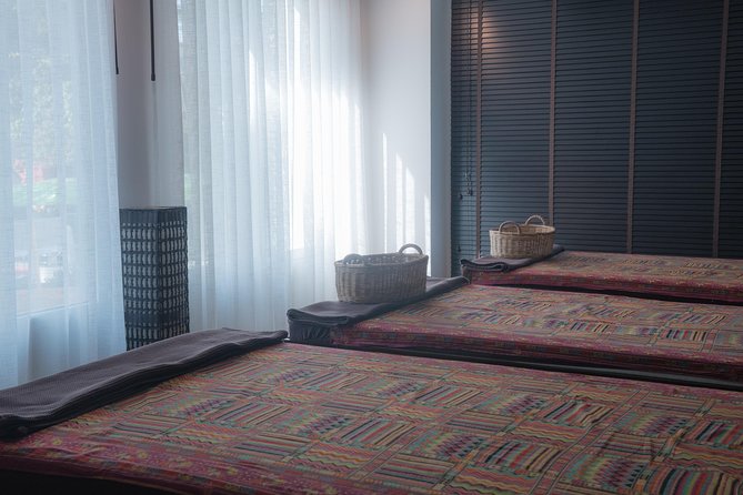 1 Hour Deep Tissue Thai Massage with Balm - Free Transportation - What the one-hour balm massage feels like