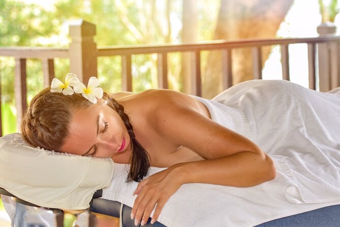120 Minutes Signature Muay Thai Massage - The first few minutes: tea, towels, and a calmer pace