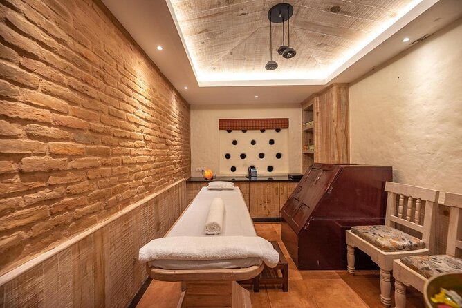 21 Day Ayurveda & Yoga Retreat in the Himalayan country, Nepal - How much value do you get for $2,100?