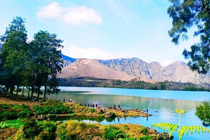 3D/2N Rinjani trekking summit,lake and hot springs. - The summit morning: a 3 AM start and a serious climb