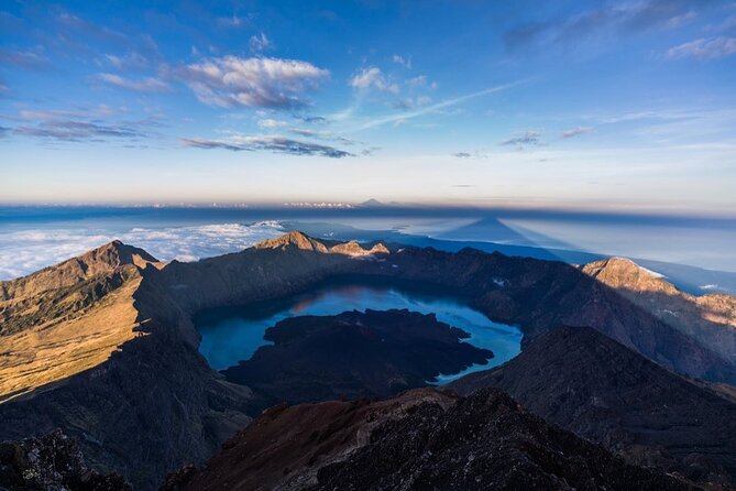 3D/2N Rinjani trekking summit,lake and hot springs. - Day 1: Sembalun Village to the crater rim