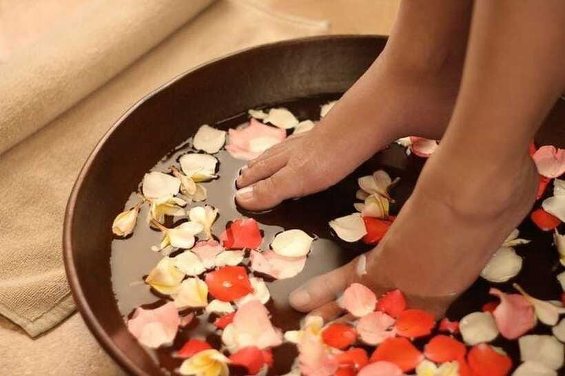 4 Hours Ultimate Spa Experience - Creambath, scalp care, and hair treatment