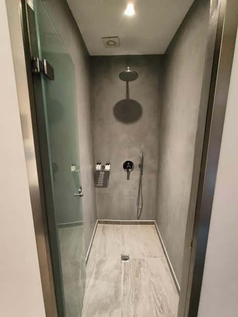 Akrotiri: Aromatherapy Couples Massage - What happens inside the private couples suite