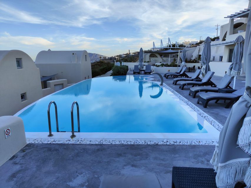Akrotiri:Departure Day Spa Experience Couples Massage & Pool - Eating, changing, and leaving for the airport
