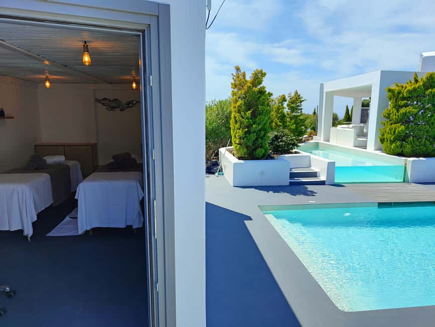 Akrotiri: Spa Massage Break Pool Day Access for 3-4 Friends - A Santorini spa day built around time together