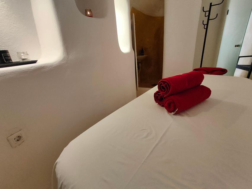 Akrotiri: Travel Recovery Aromatherapy Massages - Timing your appointment in Akrotiri