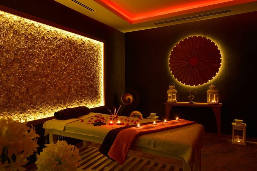 Alanya: Luxury Turkish Bath and Spa Experience - A Turkish bath with marina views