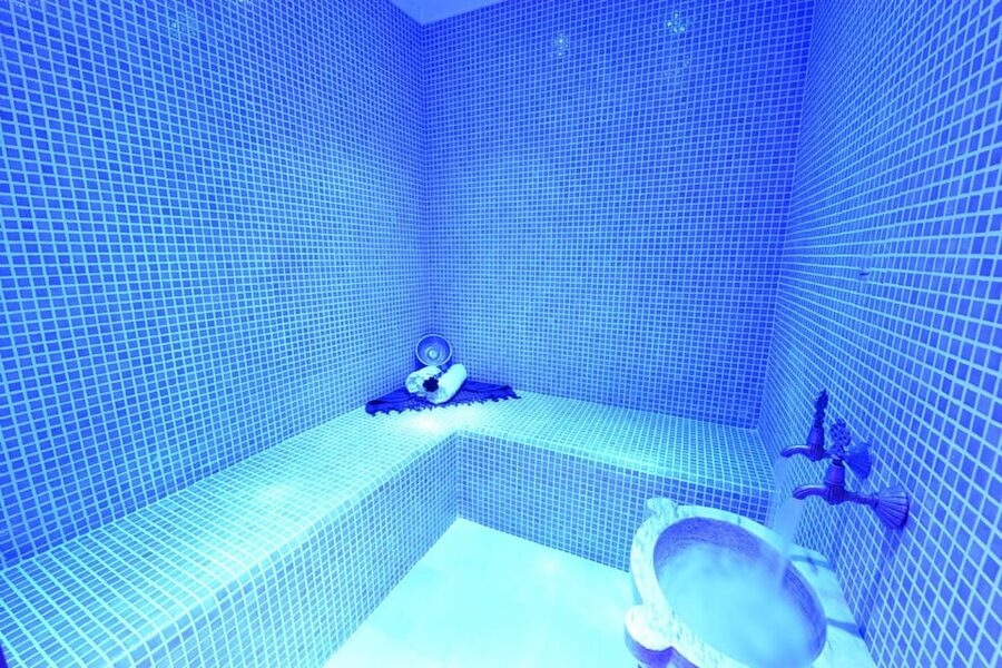 Alanya: Turkish Bathhouse and Spa Experience with Massage - The kese scrub and foam treatment