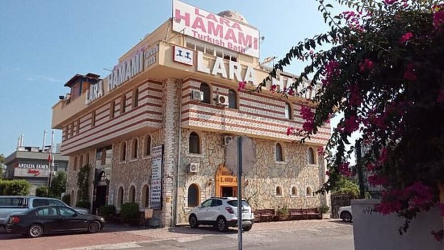 Antalya: Ladies Turkish Bath Hamam - Wellness Spa Center - The heated marble platform and body peeling