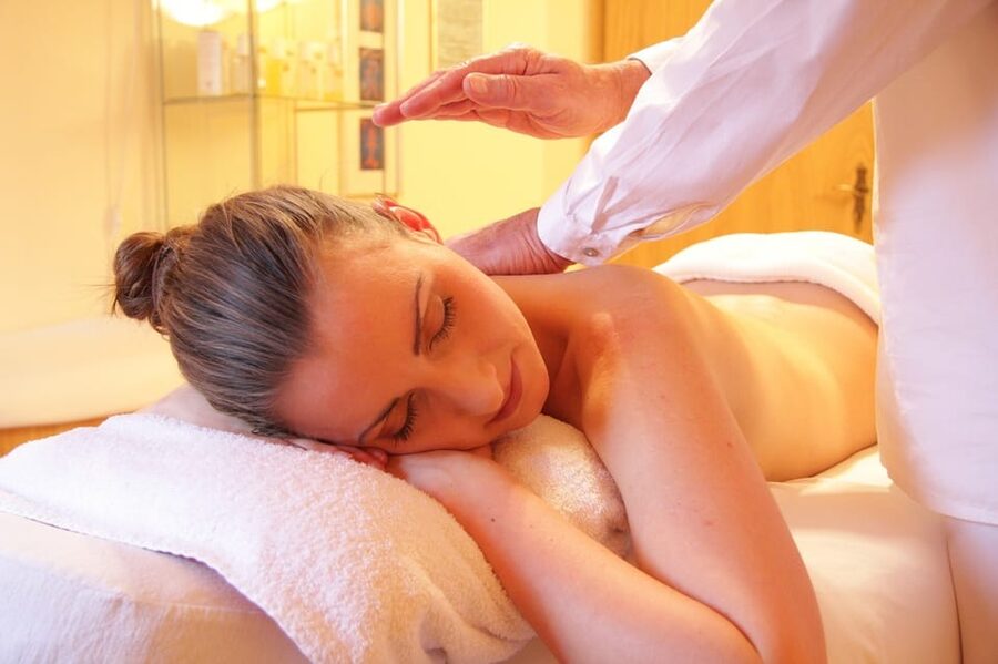 Antalya: Ladies Turkish Bath Hamam - Wellness Spa Center - Foam massage and the lemon-scented washing stage