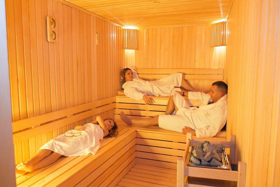 Antalya: Massage and Professional Skin Care Experience - Facial care with German cosmetics