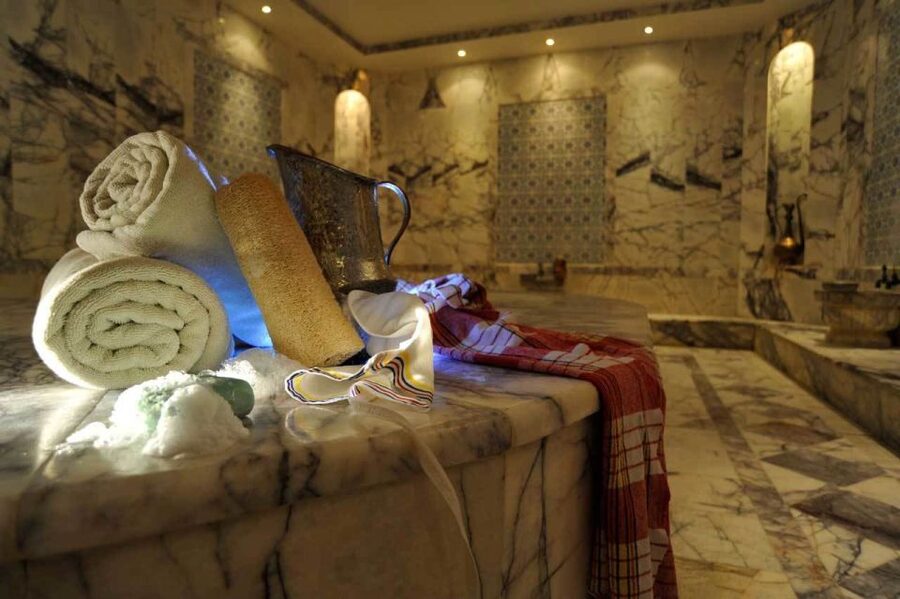 Antalya: Traditional Turkish Bath, Sauna, Peeling & Massage - Full-body oil massage to finish the treatment