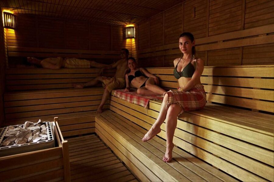 Antalya: Traditional Turkish Bath, Sauna, Peeling & Massage - Turkish tea and the quiet finish