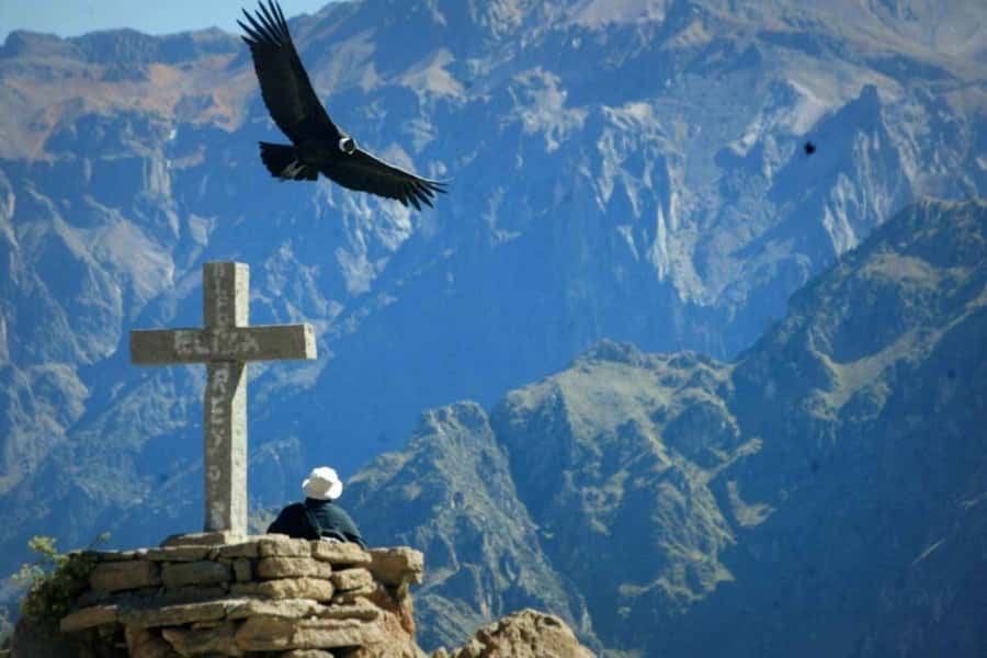 Arequipa: 1-Day Colca Canyon + Thermal Baths Tour - Breakfast and Chivay give you a proper first stop
