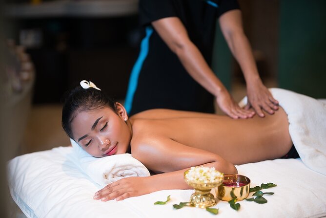 Aroma Therapy Massage, Relaxation therapeutic aromatherapy oil massages. - How the aromatherapy treatment works
