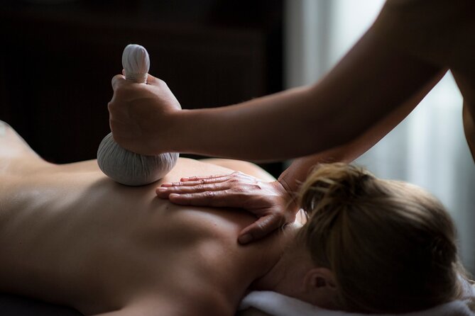 AROMATHERAPY MASSAGE 90 mins - Who will get the most from this massage