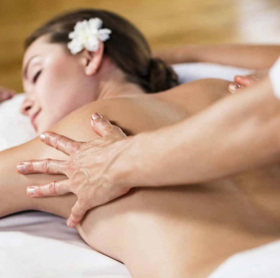 Bali: Balinese Full-Body Massage at your Accommodation - What the one-hour session feels like