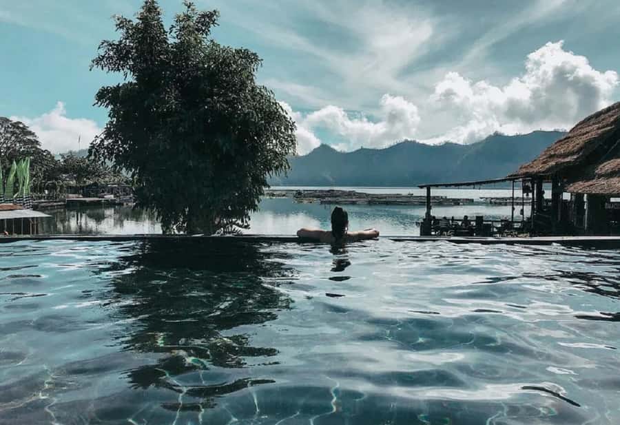 Bali: Batur Natural Hot Spring Entrance Ticket - Crowds, comfort, and practical limits