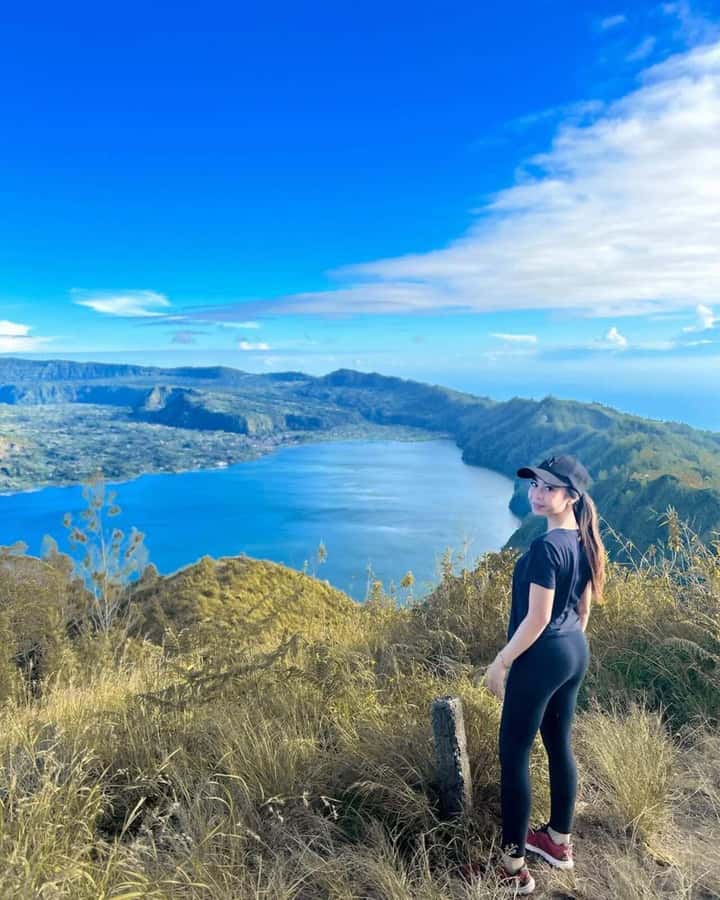 Bali: Caldera Sunrise Trek and Natural Hot Spring - A steep 45-minute climb to Caldera Bali