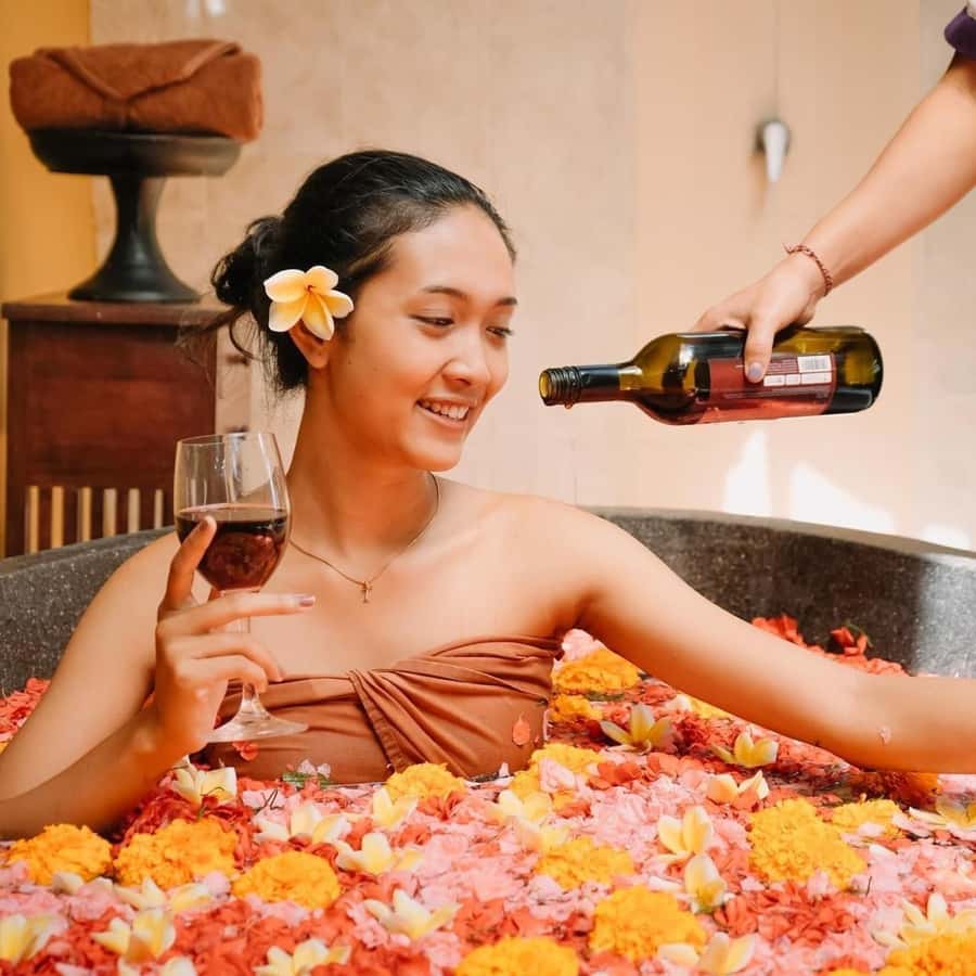 Bali: Luxury Spa Balinese Massage scrub Flower bath 2 Hour - What the two-hour Bali spa ritual is really like