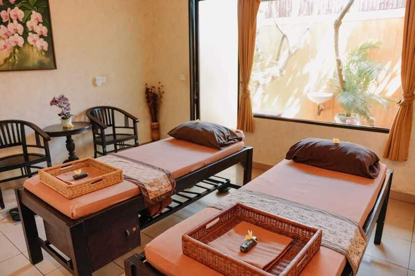 Bali: Luxury Spa Balinese Massage scrub Flower bath 2 Hour - Finishing in the flower bath