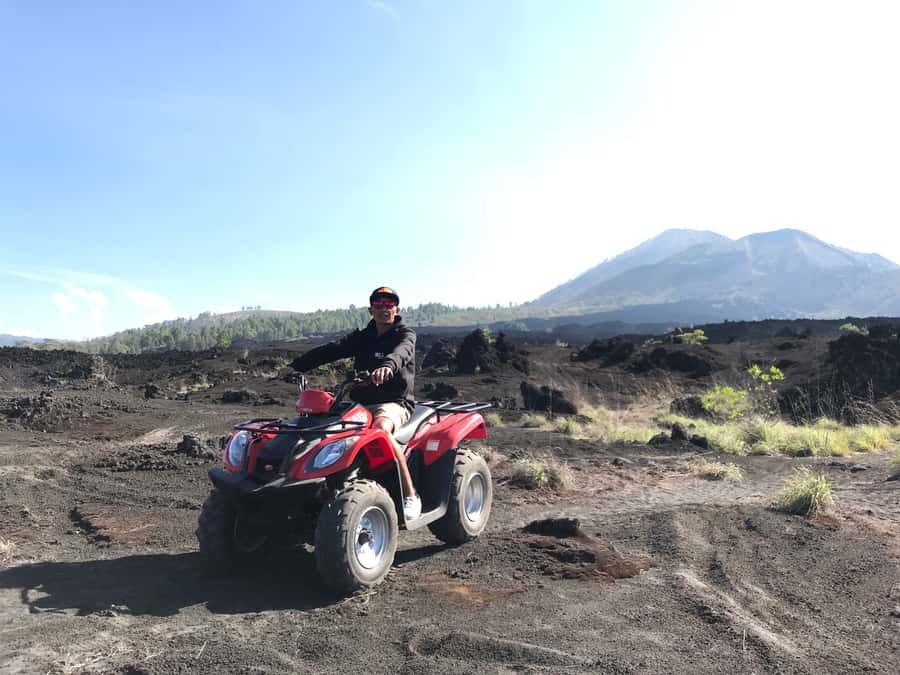 Bali: Mount Batur Quad Bike Tour and Natural Hot Springs - Hot springs with a view, but not complete solitude