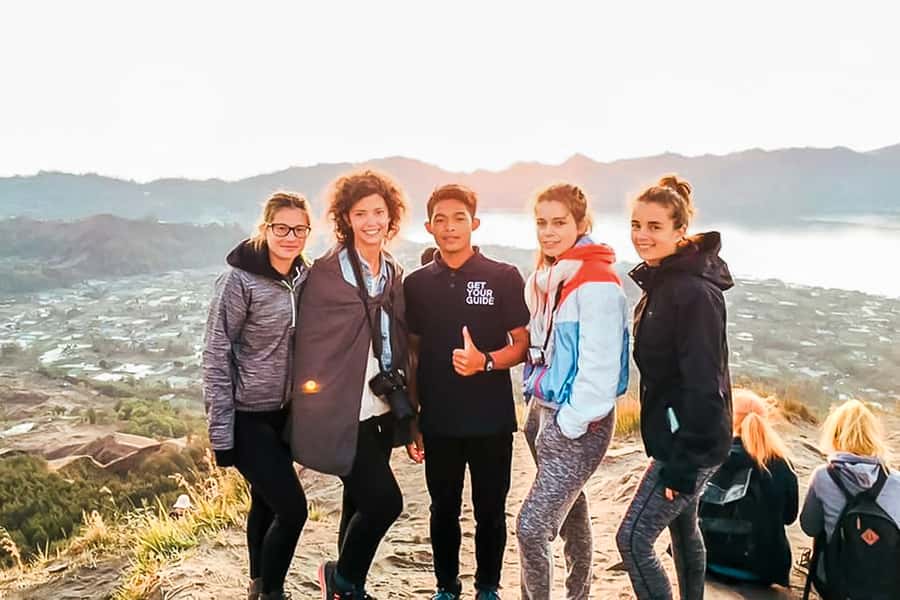 Bali: Mount Batur Sunrise Guided Hike and Natural Hot Spring - The descent is easier, but do not rush it