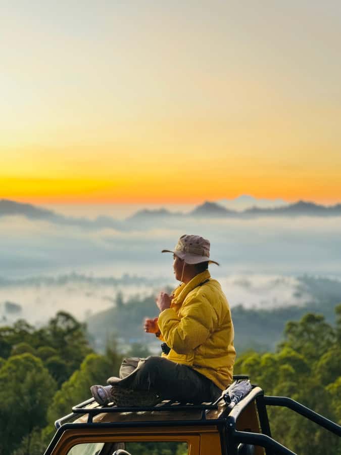 Bali : Private Sunrise Jeep Tour and Hot Spring All Include - Who should book this Mount Batur outing?