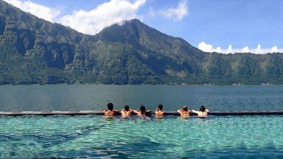 Bali: Shared Mount Batur Sunrise Jeep Tour with Hot Springs - Drivers Make the Difference