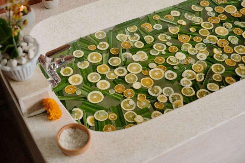 Bali: Ubud Spa Balinese Massage Scrub Flowerbath 2 hour - A Full Balinese Ritual in Two Hours