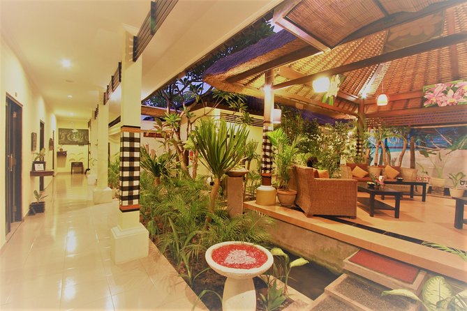 Balinese Traditional Massage and SPA Treatment 2 hours including pick up hotel - Picking the best time of day
