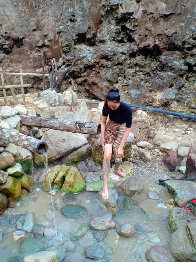 Bandung: Volcano Crater, Onsen Hot Springs, Mud Bath & Tea - Who should book this Bandung day trip?