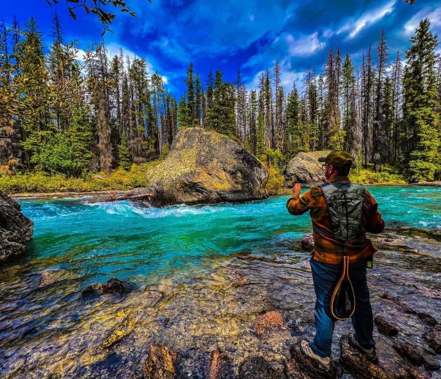 Banff: Gondola, Hot Springs, Bow falls & Three lakes tour - Why this 10-hour Banff tour works