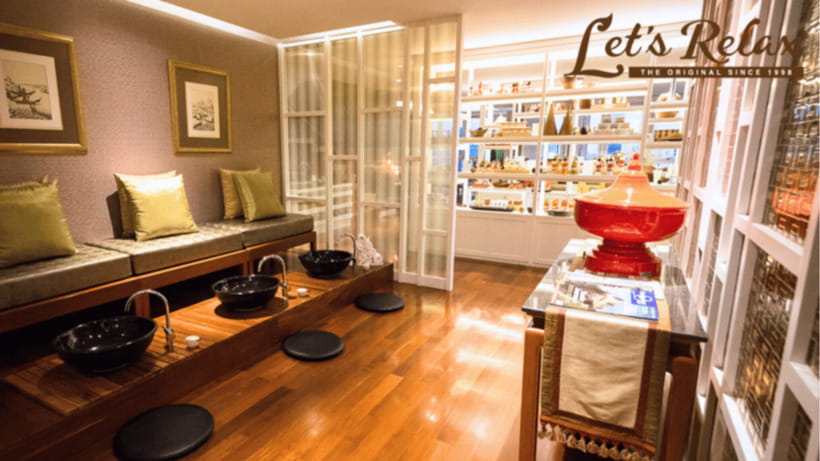 Bangkok: Let's Relax Bangkok Ploenchit Spa Experience - Choosing between one hour and 210 minutes