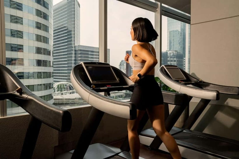 Bangkok: W Hotel Pool & Gym Experience - Choosing between the pool packages