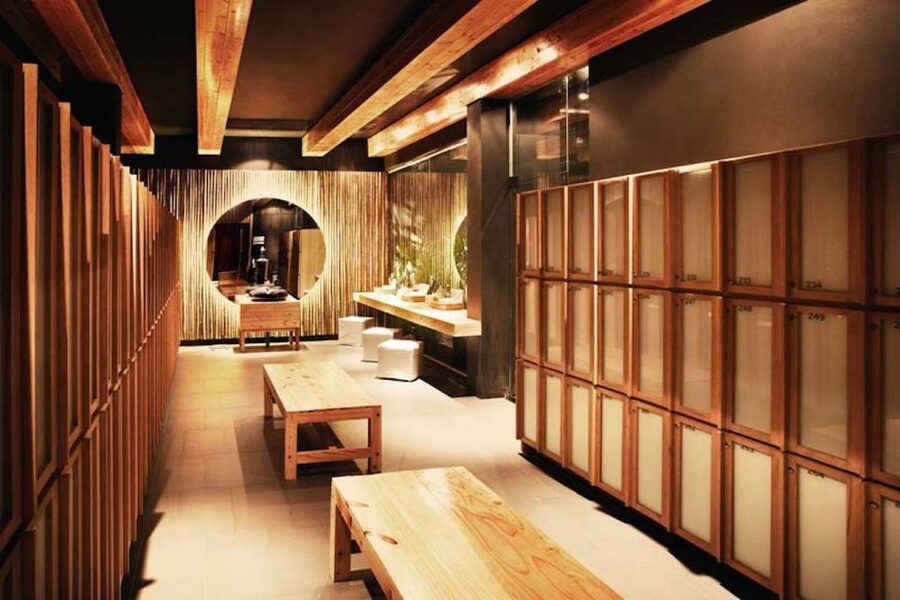 Bangkok: Yunomori Sukhumvit Onsen Hot Springs Spa Pass - Moving through the five bathing areas