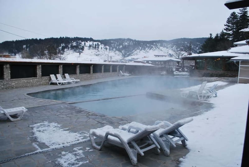 Bansko: Easy snowshoeing Pirin National Park & thermal spa - Key points at a glance