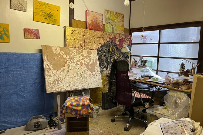 Become a local! A Walking Tour of Arts, Crafts&Onsen Culture - Who will get the most from this walk