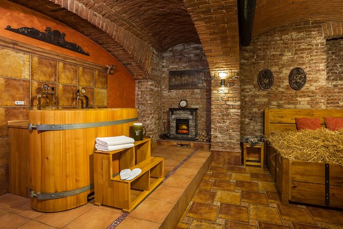 Beer bath Spa for 2 people/ 1 tub - 1,5 hour Activity in Prague - Arriving at Lázně Pramen in Prague 6