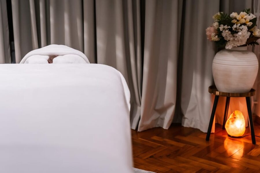 Bucharest: Harmony Wellness Center Massage Treatments - A one-hour pause in central Bucharest