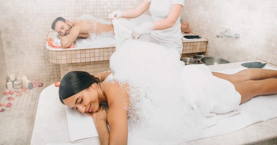 Budapest: Couple Holistic Swedish Massage with Jacuzzi Time - Key points to know