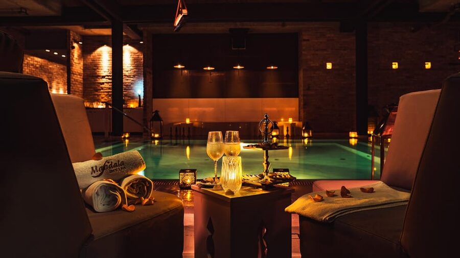 Budapest: Couple Holistic Swedish Massage with Jacuzzi Time - Who will enjoy this Mandala package?