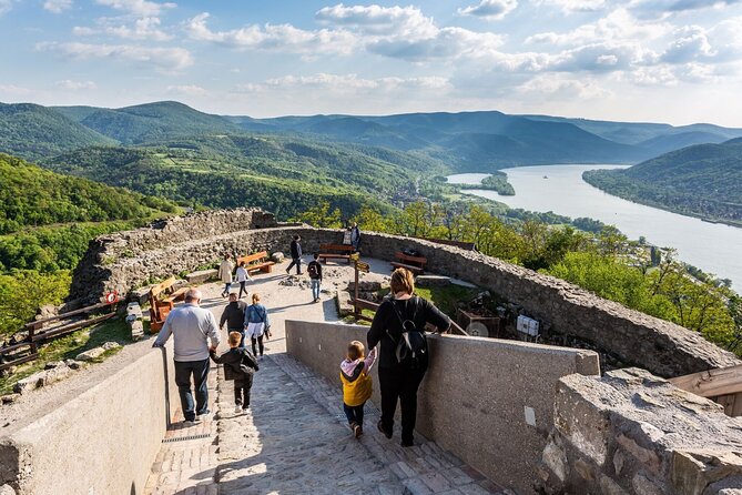 Budapest Hike to Visegrád Castle w or wo Sauna/Danube beach - Sauna, plunge pool, or Danube beach time