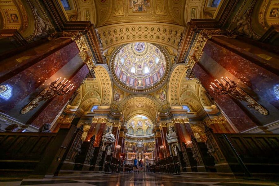 Budapest Super Saver: Spa, Basilica Tour, and Danube Cruise - FAQ