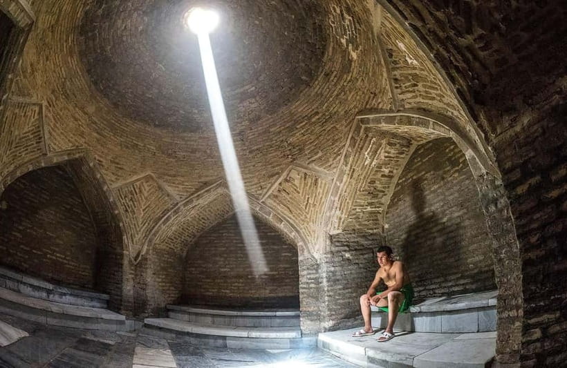 Bukhara Traditional Men's Hammam / Bath XVI Century - Finding the entrance at Toki Telpakfurush