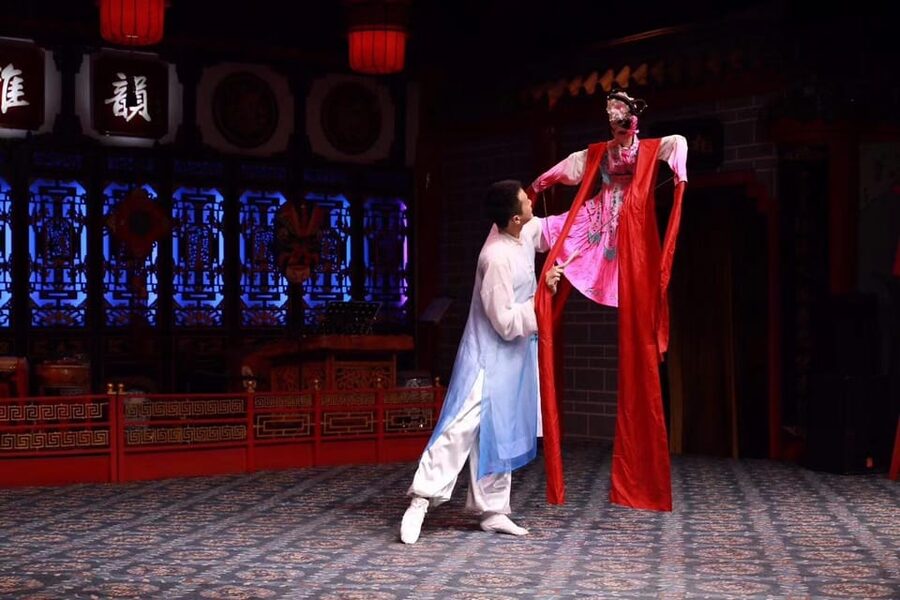 Chengdu: Sichuan Opera Show & Covered Bowl Tea & Massage - Practical booking advice for a smoother evening