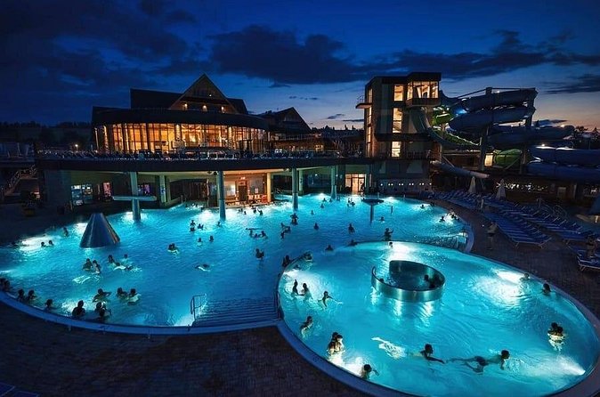 Chochołowskie Thermal Baths: Skip-the-Line Entry with Host - Food, packing, and practical comfort