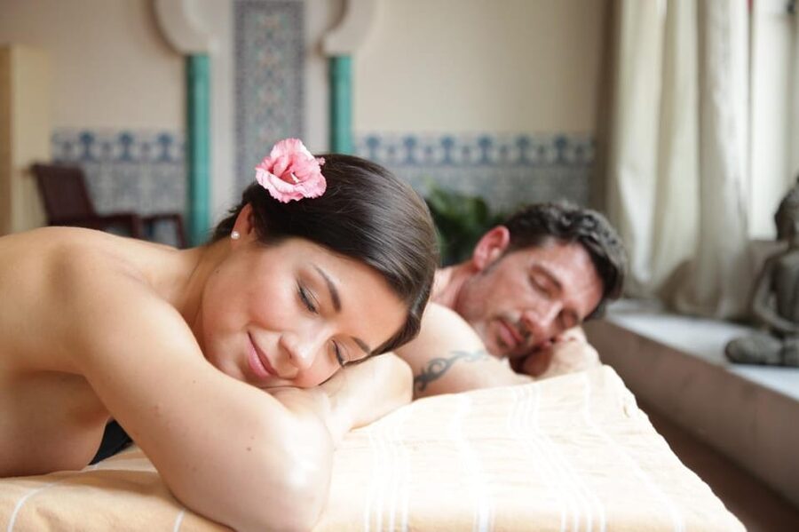 Cologne: 1-day ticket for the Aqualand adventure pool including sauna world - Timing your day around the entrance